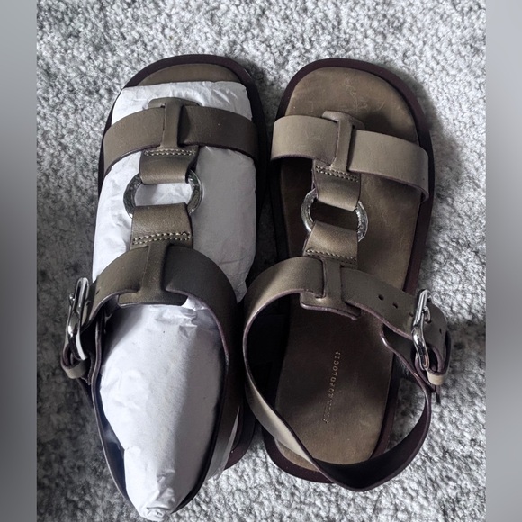 NIB Anthropologie Army green Leather slides with box Size: 6 - Picture 5 of 5